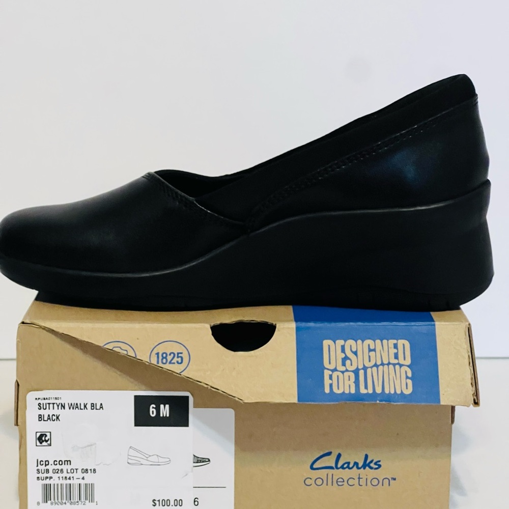 Clarks Women's Black Loafers